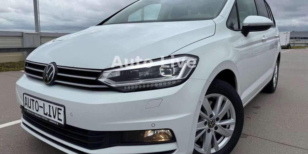 VW Touran 146.200 km 22.990 &euro; Böblingen 71034