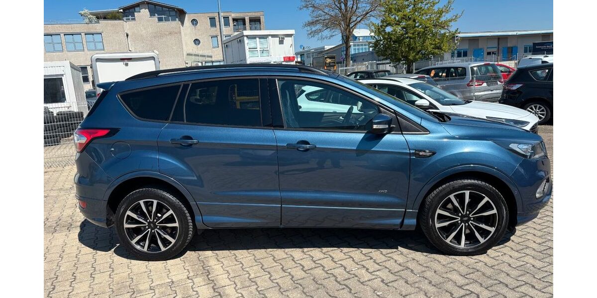 Ford Kuga 79.790 km 15.950 &euro; Nufringen/Stuttgart 71154