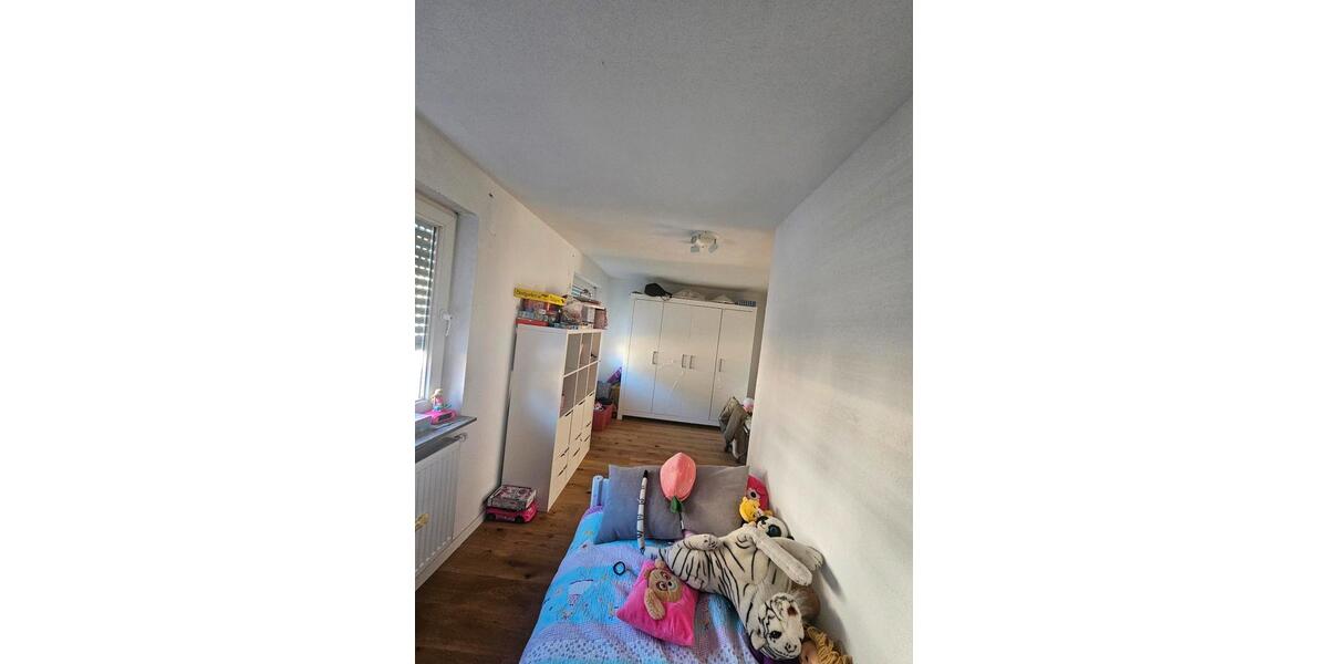 Reihenhaus Esslingen am Neckar Hegensberg - 6 Zimmer, 120 m&sup2;, 620.000&euro; | Angebot:25253485