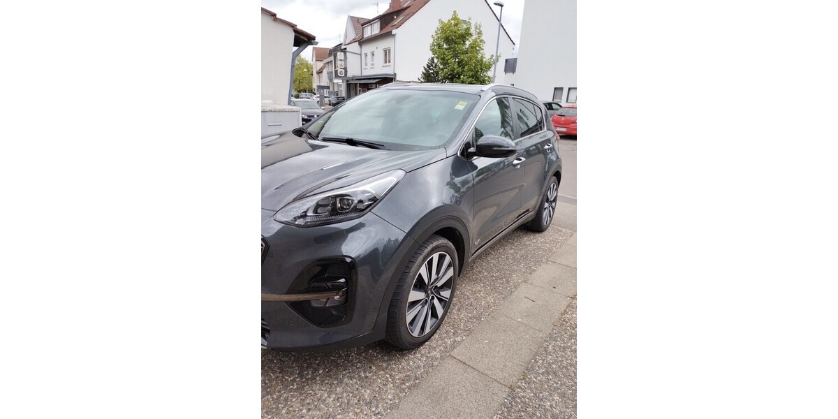 Kia Sportage 85.000 km 22.600 € Stuttgart 70173