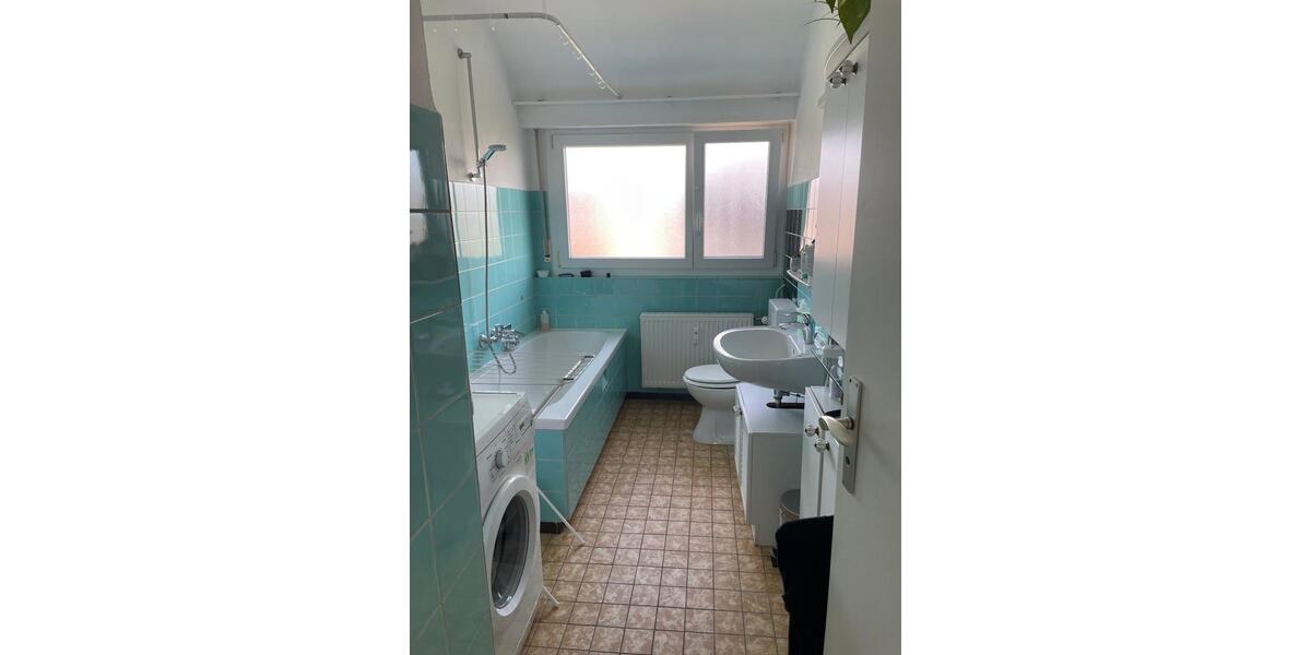 Dachgeschoßwohnung Stuttgart Vaihingen - 2 Zimmer, 60 m&sup2;, 600&euro; | Angebot:26044425