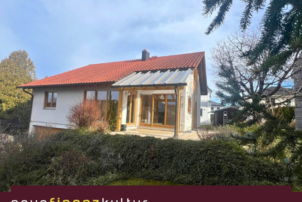 Exklusives Einfamilienhaus mit Doppelgarage und Garten – Ihr Traumhaus in Beuren!