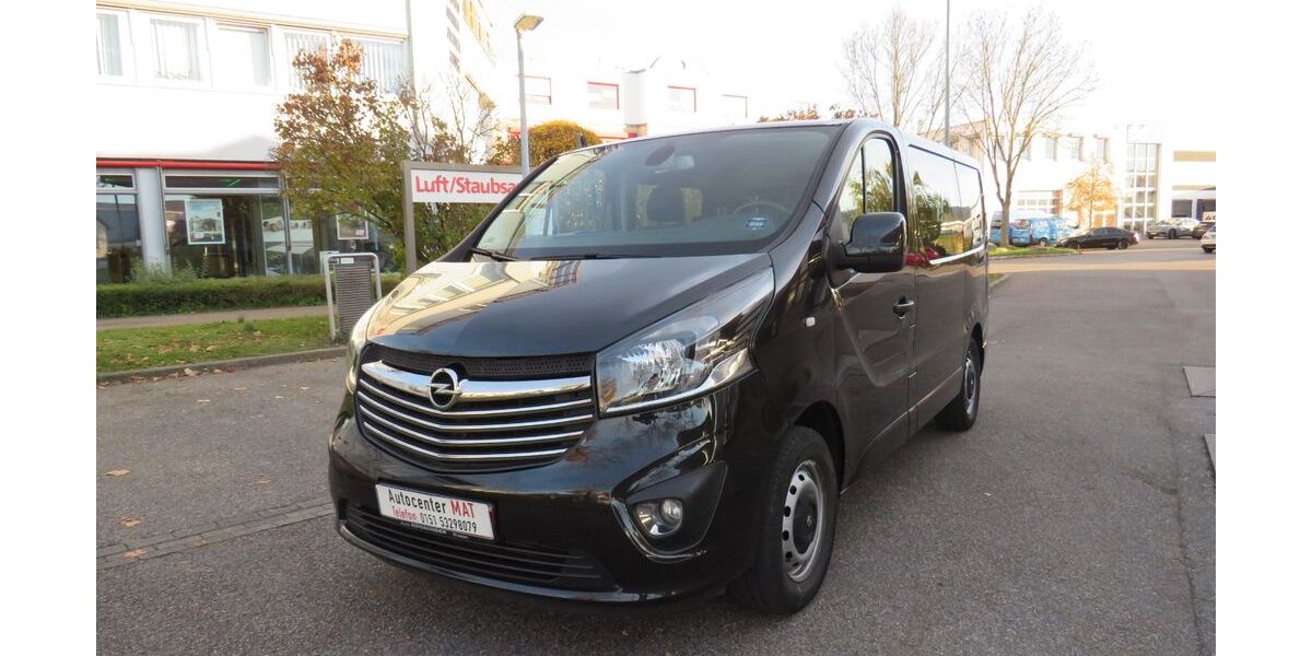 Opel Vivaro 99.000 km 18.950 € Fellbach 70736