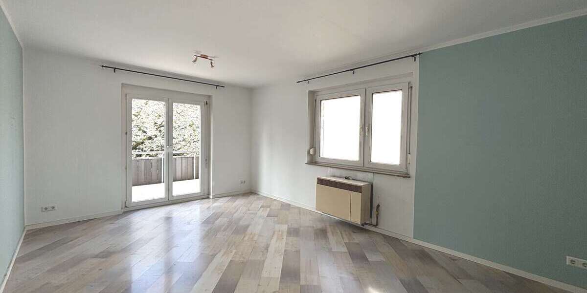Wohnung zum Kaufen in Stuttgart 298.000 € 83.74 m² 4 zimmer