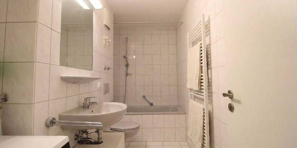 Etagenwohnung Stuttgart Nord - 2 Zimmer, 48 m&sup2;, 245.000&euro; | Angebot:26171415