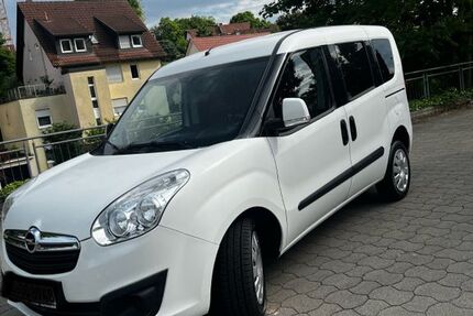 Opel Combo 134.000 km 10.950 € Stuttgart 70372