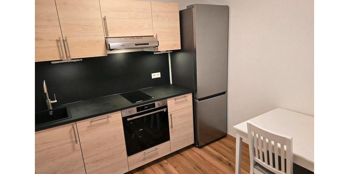 Erstbezug nach Sanierung: vollmöblierte Nichtraucherwohnung 1 zimmer