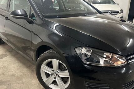 VW Golf 220.000 km 7.990 &euro; Freiberg am Neckar 71691