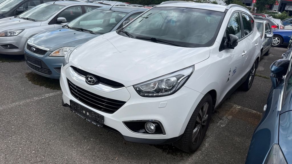 Hyundai ix35 108.000 km 9.999 € Sindelfingen 71065