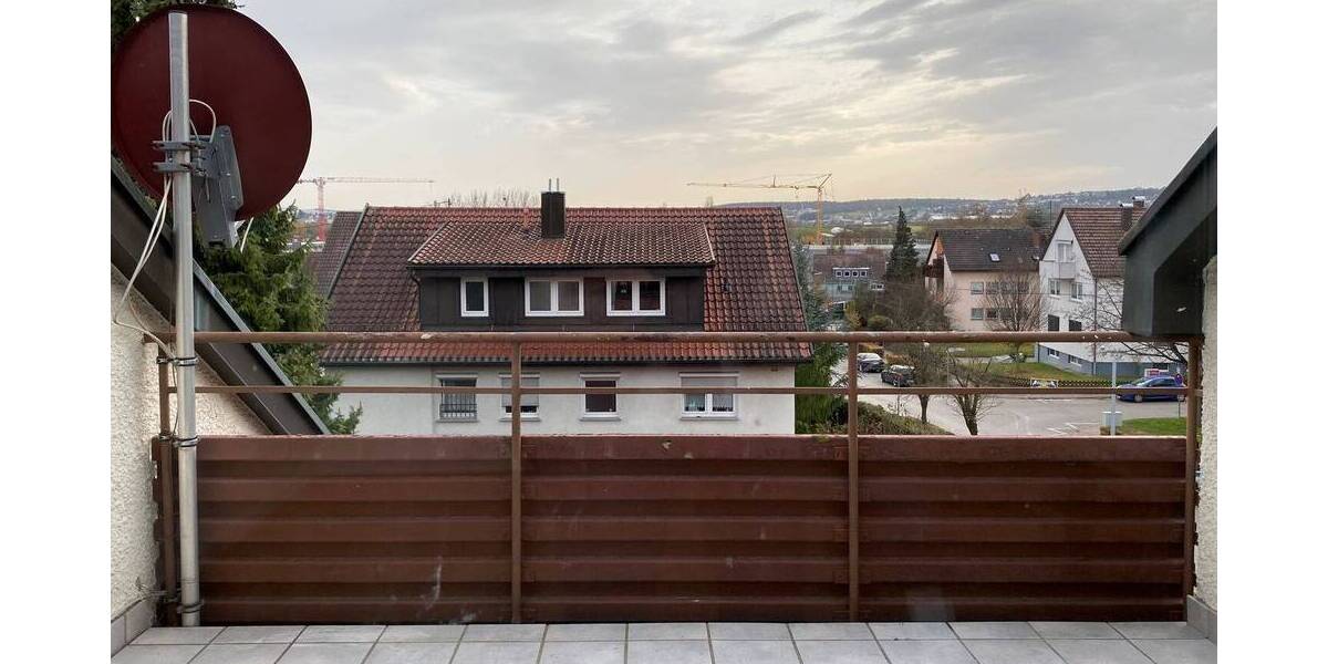 Top renovierte 3,5-Zimmer-Atelierwohnung mit EBK u. Südbalkon in bevorzugter Aussichtslage 3 zimmer