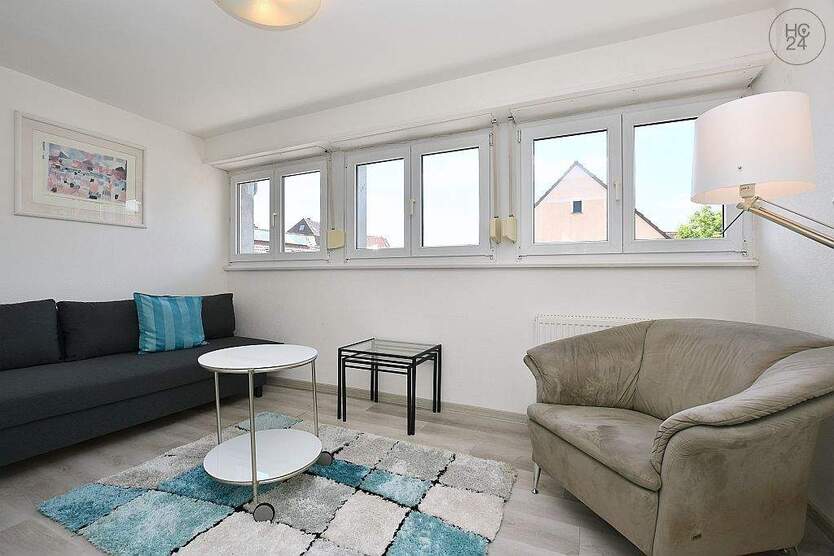 Voll möblierte Wohnung mit Stellplatz in Stuttgart Zuffenhausen nähe Porsche 2 zimmer