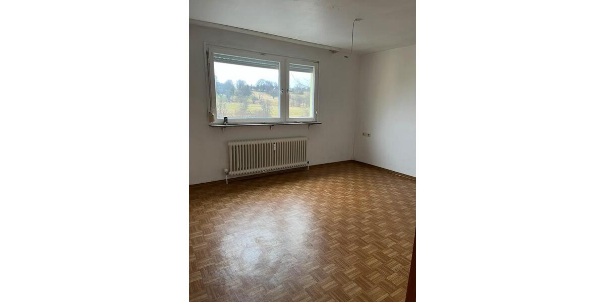Etagenwohnung Kirchheim unter Teck - 3 Zimmer, 83 m&sup2;, 1.000&euro; | Angebot:24459732