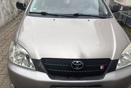Toyota Corolla 295.000 km 2.800 &euro; Stuttgart 70499