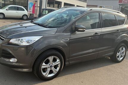 Ford Kuga 158.000 km 11.900 &euro; Kirchheim Teck 73230