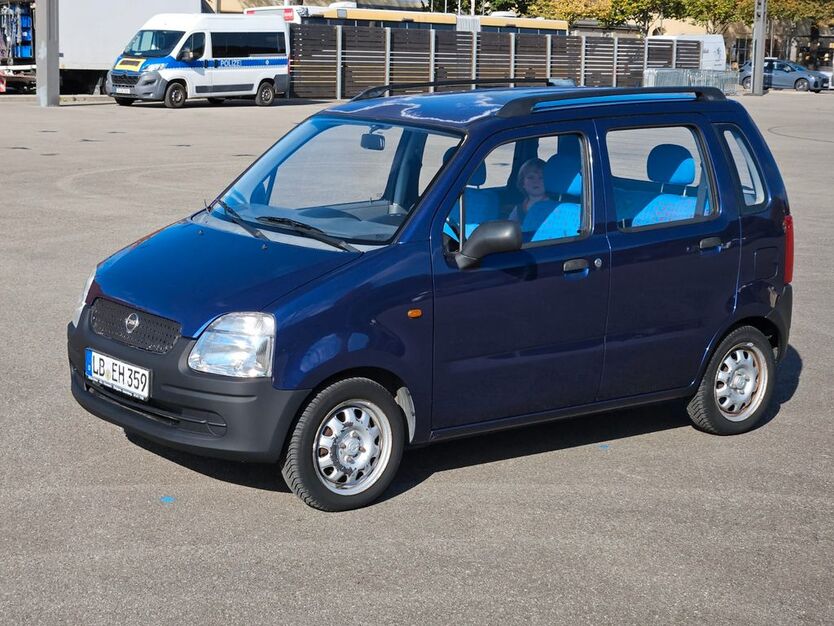 Opel Agila 82.500 km 1.750 € Stuttgart 70597