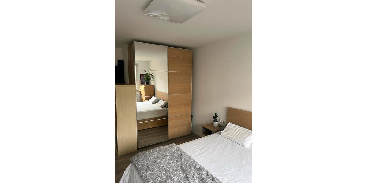 Kernsanierte Möblierte 2 Zimmer Wohnung in Stuttgart Mitte 2 zimmer