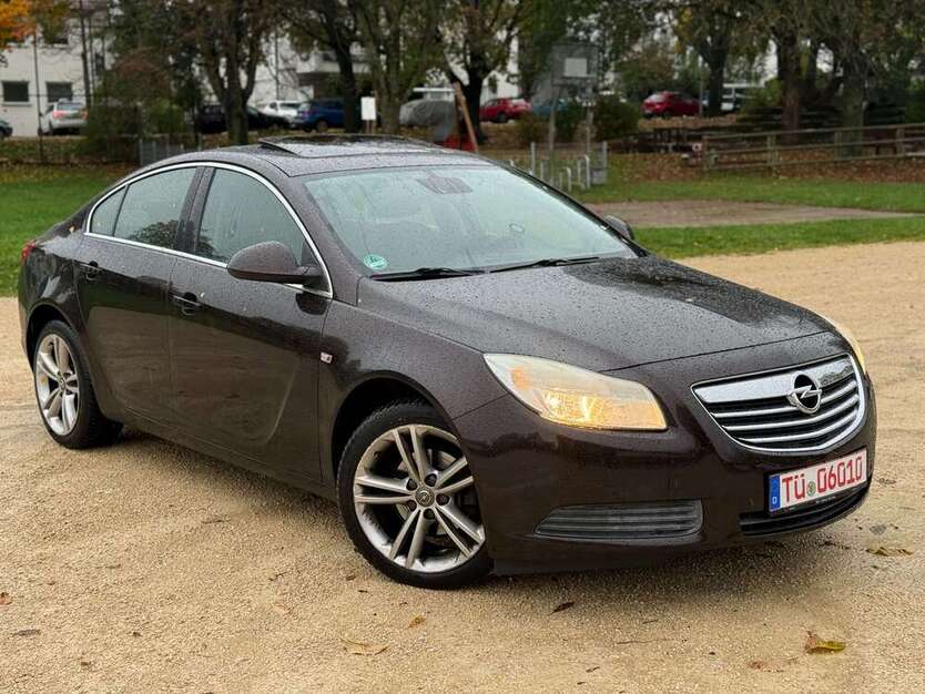 Opel Insignia 148.000 km 5.999 € Tübingen 72072