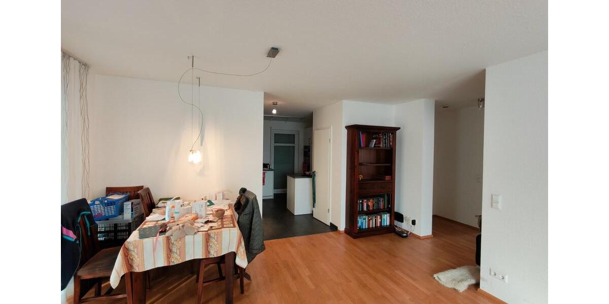 Etagenwohnung Esslingen am Neckar Hegensberg - 4 Zimmer, 90 m&sup2;, 1.200&euro; | Angebot:25959556