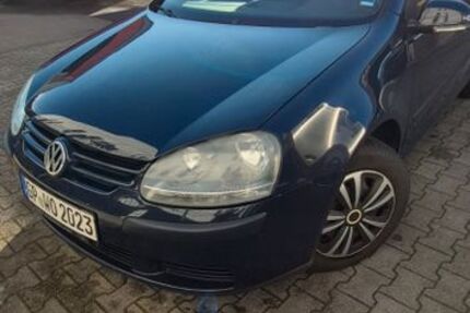 VW Golf 203.000 km 2.300 &euro; Ebersbach 73061