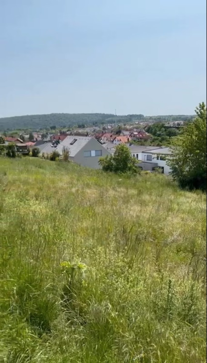 Sonniges Baugrundstück in Traumlage - 400 m² Südhang in Wimsheim für Ihre Doppelhaushälfte