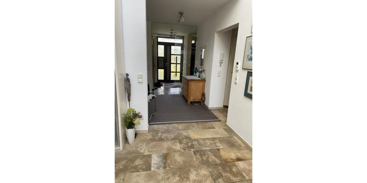 Einfamilienhaus Kirchheim unter Teck - 5.5 Zimmer, 192 m&sup2;, 2.700&euro; | Angebot:24719683