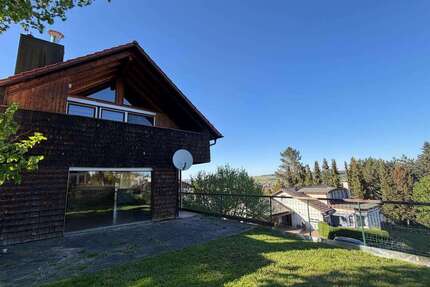 Haus Weil der Stadt - 6 Zimmer, 200 m&sup2;, 2.500&euro; | Angebot:22697368