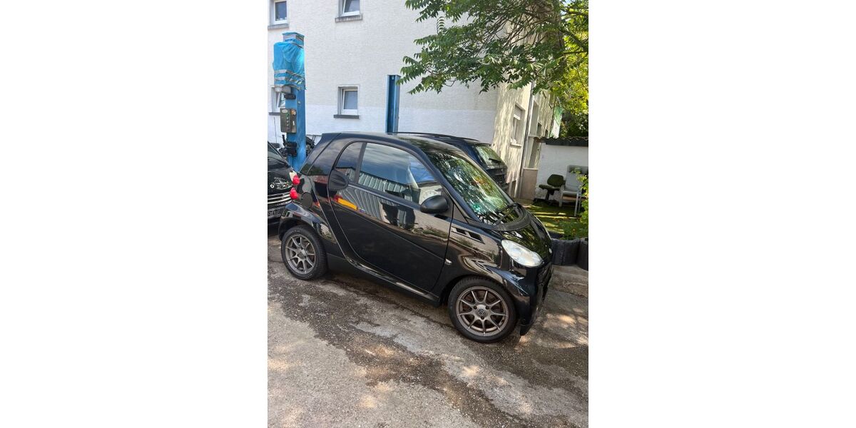 Smart ForTwo 138.000 km 3.700 &euro; Stuttgart 70180
