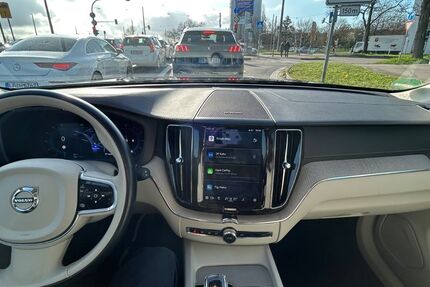 Volvo XC60 71.500 km 38.500 &euro; Stuttgart 70176