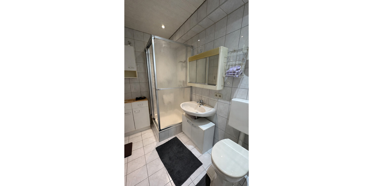 Mehrfamilienhaus, Wohnhaus Stuttgart Degerloch - 8 Zimmer, 181 m&sup2;, 749.000&euro; | Angebot:25836698