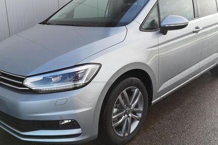 VW Touran 1.200 km 35.290 &euro; Winterbach 73650