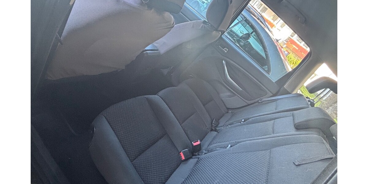 Ford C-Max 174.309 km 1.700 € Winnenden 71364