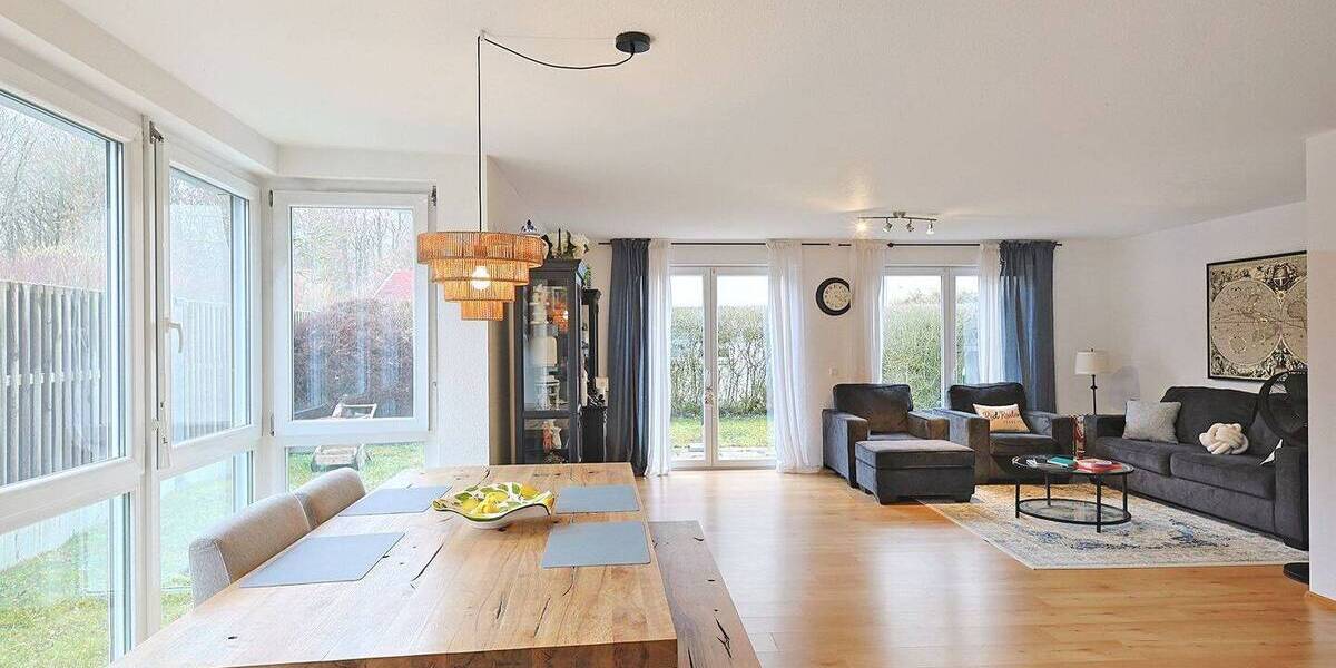 Doppelhaushälfte Böblingen Dagersheim - 5 Zimmer, 152 m&sup2;, 700.000&euro; | Angebot:26820123