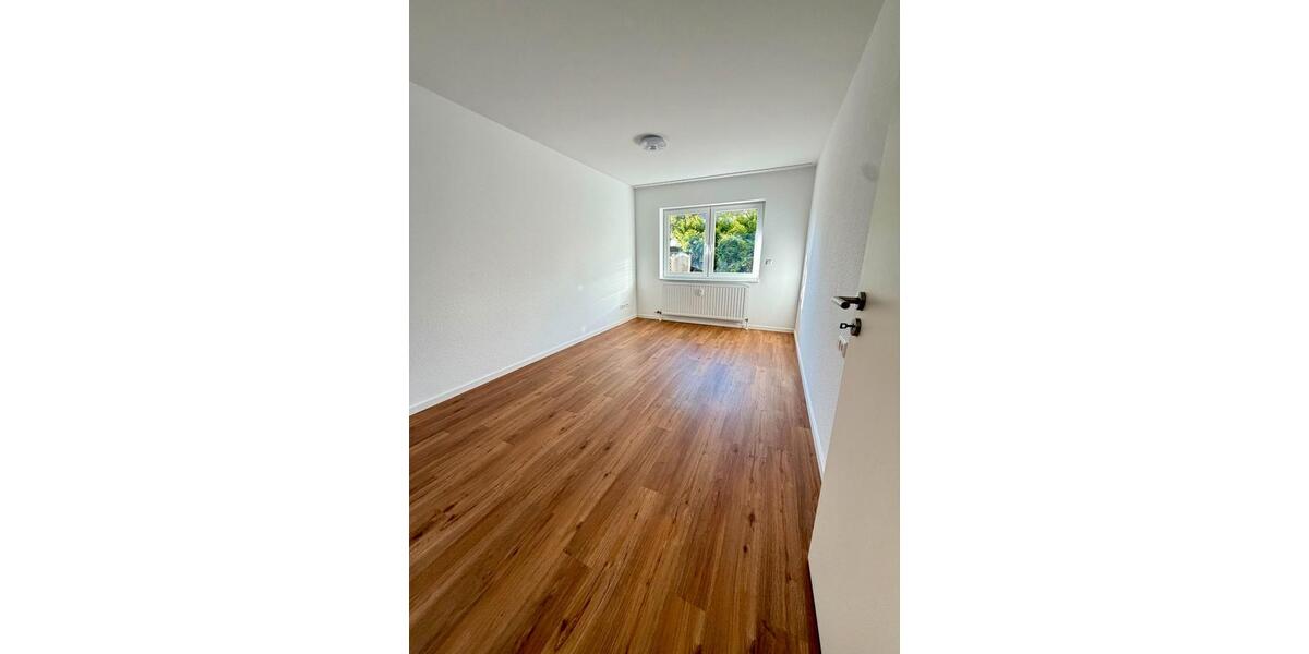 Etagenwohnung Leonberg - 2 Zimmer, 62 m&sup2;, 269.000&euro; | Angebot:27008594