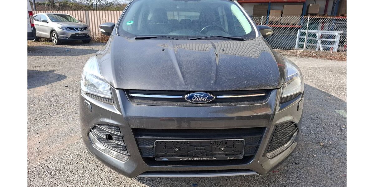 Ford Kuga 104.000 km 4.990 &euro; Kernen i. r 71394