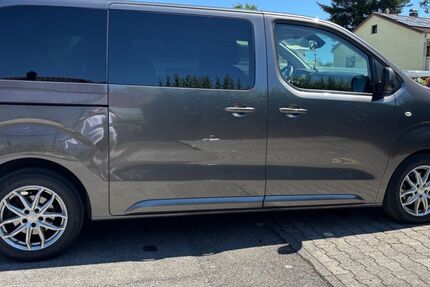 Peugeot Traveller 126.000 km 20.500 &euro; Waldenbuch 71111