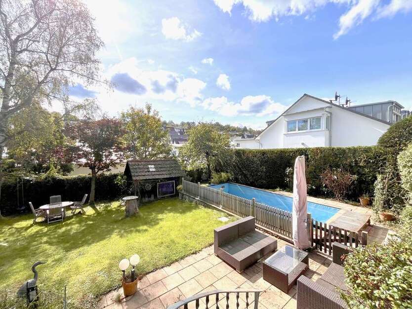 Haus zum Kaufen in Grafenau 590.000 € 200 m²