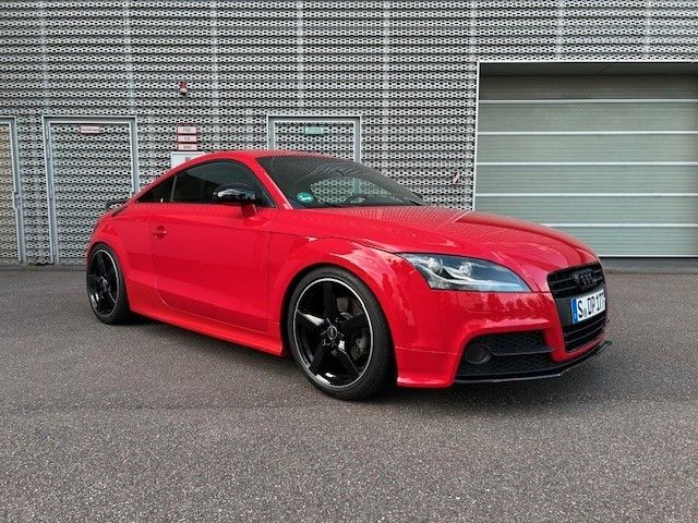 TT