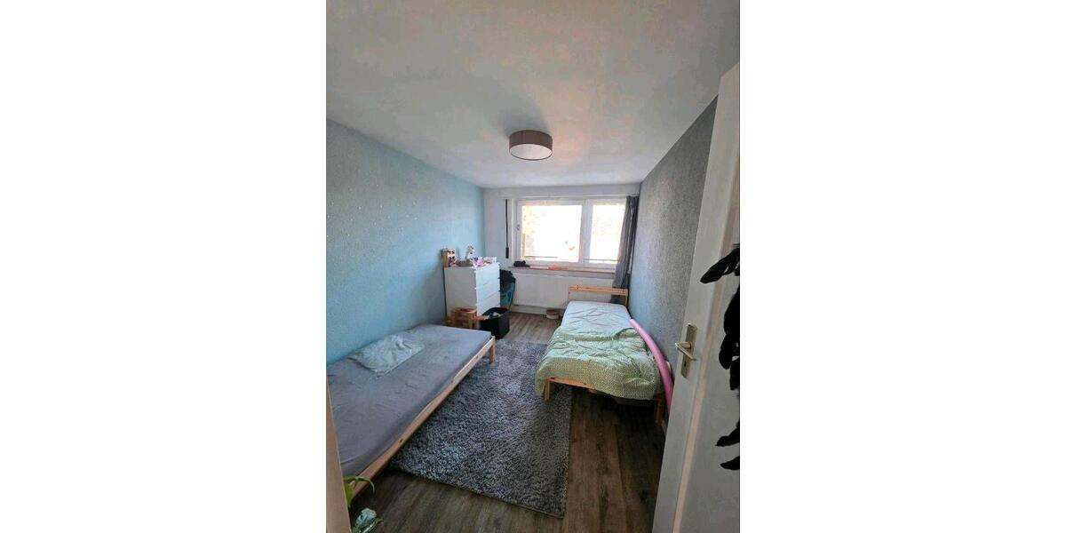 Etagenwohnung Köngen - 4 Zimmer, 80 m&sup2;, 1.650&euro; | Angebot:26177054