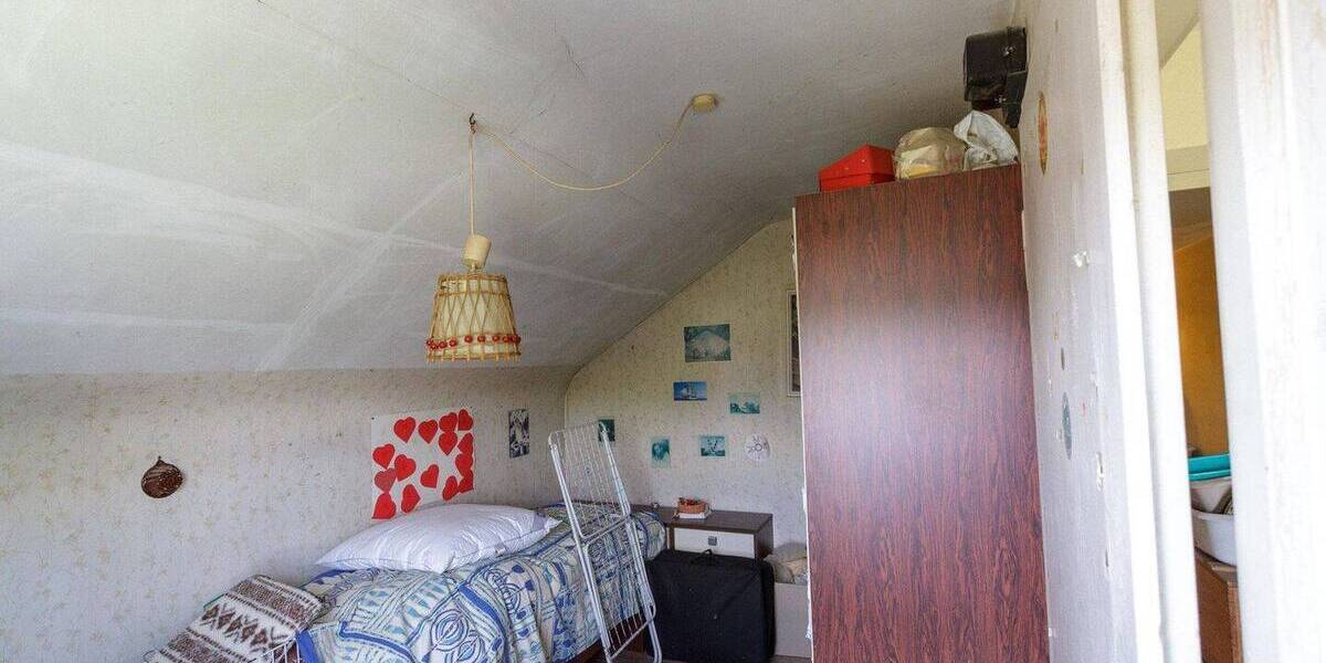 Einfamilienhaus Nürtingen Oberensingen - 8 Zimmer, 180 m&sup2;, 695.000&euro; | Angebot:26122742