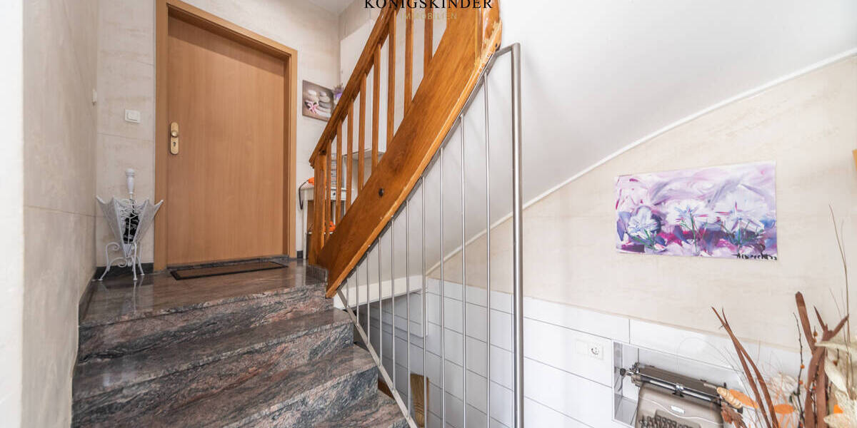 Mehrfamilienhaus, Wohnhaus Stuttgart / Zuffenhausen Zuffenhausen - 1 Zimmer, 330 m&sup2;, 1.299.000&euro; | Angebot:25676005