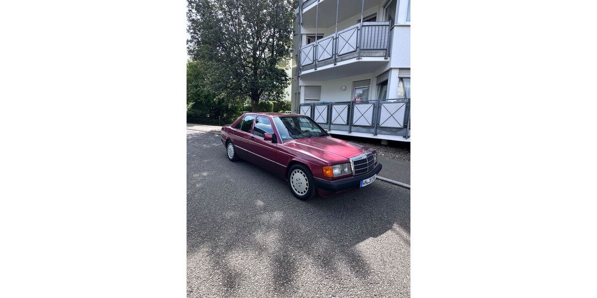 Mercedes-Benz 190 214.000 km 4.900 &euro; Winnenden 71364