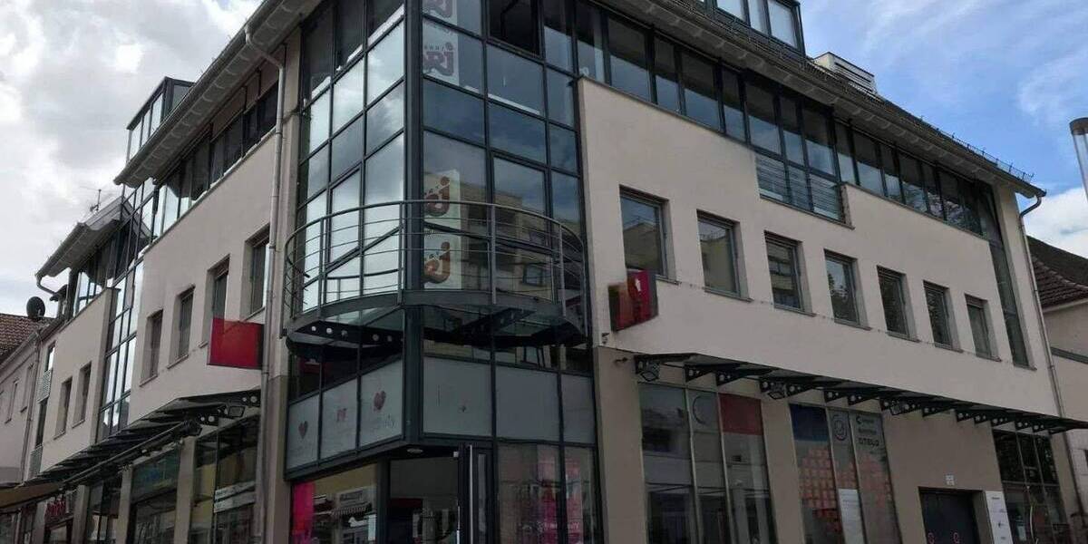 Gewerbeobjekt Ludwigsburg Mitte - 6 Zimmer, 143 m&sup2;, 1.435&euro; | Angebot:26879002
