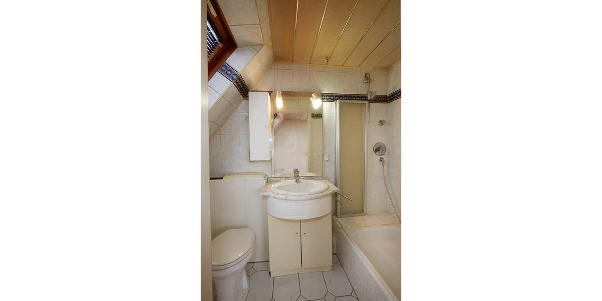 Doppelhaushälfte Stuttgart Rot - 4 Zimmer, 100 m&sup2;, 590.000&euro; | Angebot:23367401