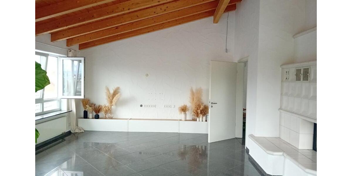 Einfamilienhaus Schorndorf - 5.5 Zimmer, 210 m&sup2;, 1.950&euro; | Angebot:23708027