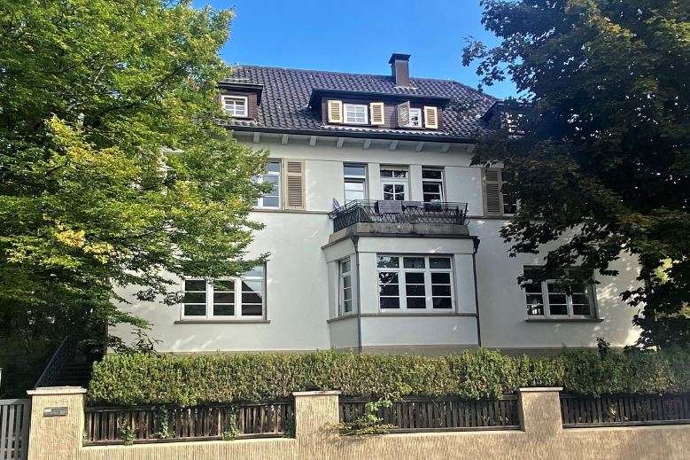 Etagenwohnung Esslingen Oberesslingen - 4 Zimmer, 124 m&sup2;, 1.650&euro; | Angebot:25400338