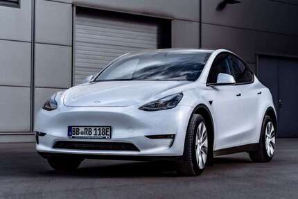 Tesla Model Y 15.132 km 39.500 &euro; Holzgerlingen 71088