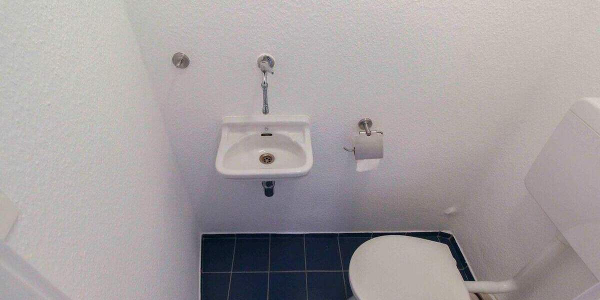 Einfamilienhaus Stuttgart Dürrlewang - 3 Zimmer, 270.000&euro; | Angebot:25611354