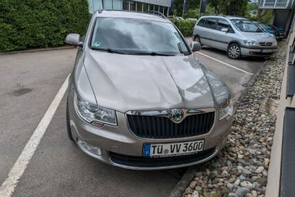 Skoda Superb 221.100 km 8.000 € Reutlingen 72760