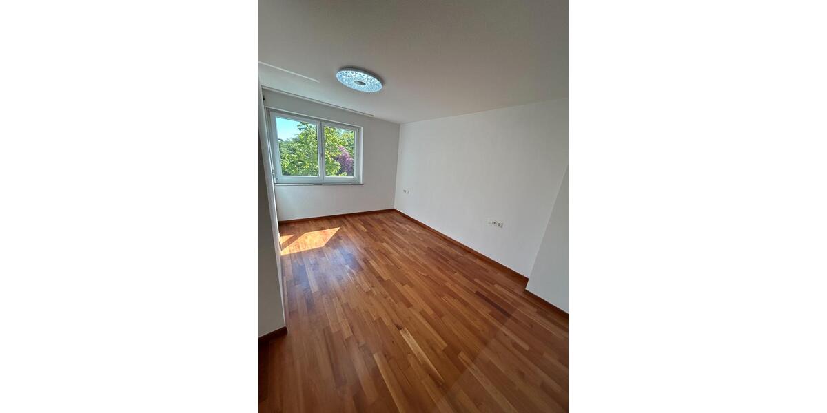 Etagenwohnung Kornwestheim - 3 Zimmer, 75 m&sup2;, 349.000&euro; | Angebot:26877703