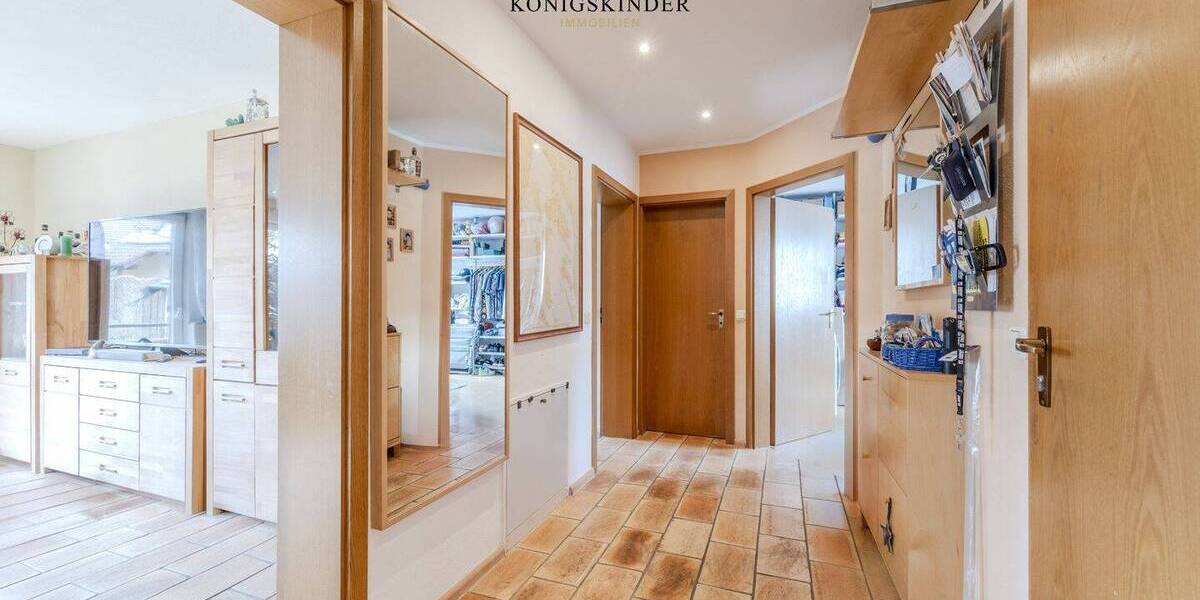 Etagenwohnung Schorndorf - 3 Zimmer, 84 m&sup2;, 349.000&euro; | Angebot:26053466